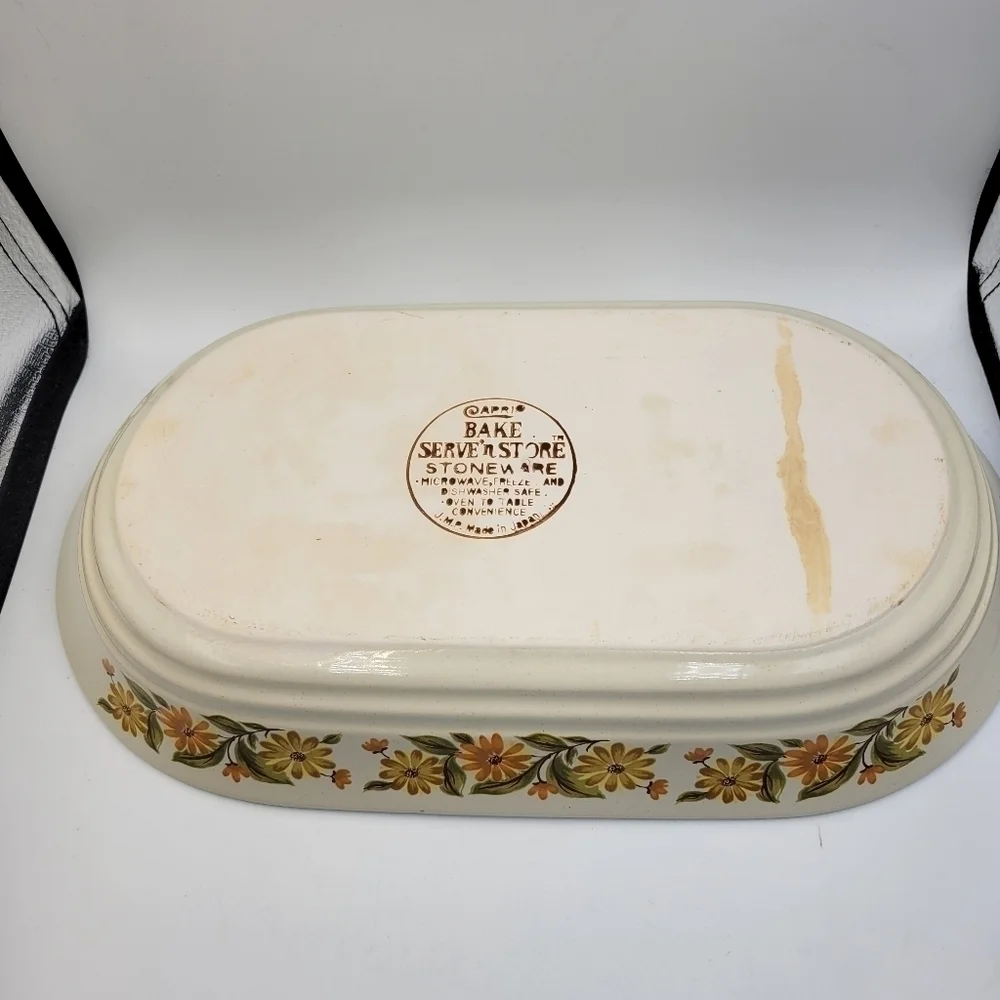 Vintage Capri Serve ‘N Store Bakeware Divided Stoneware Dish
